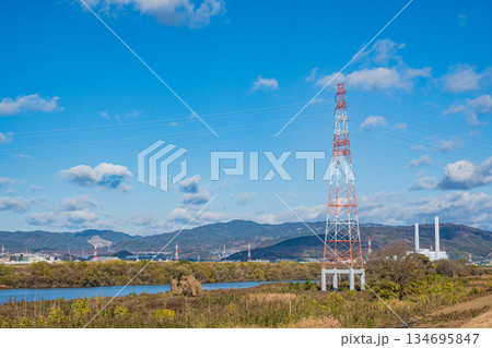 冬の淀川風景　大阪府高槻市　枚方市 134695847