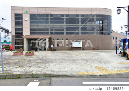 JR北海道函館本線の美唄駅の風景 134698834