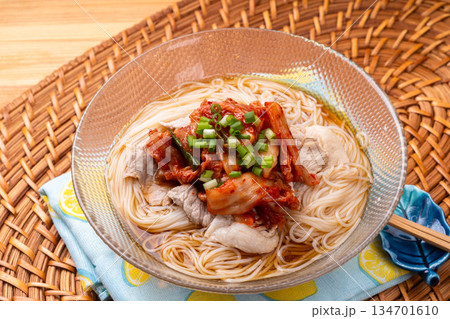 豚キムチぶっかけそうめん 豚キムチぶっかけそうめん 134701610