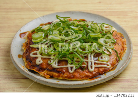 ネギたっぷりのお好み焼き ネギたっぷりのお好み焼き 134702213