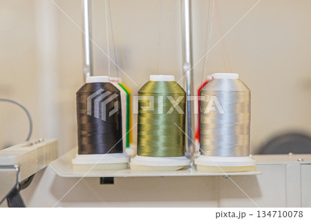 Embroidery Thread Sewing Machine 134710078