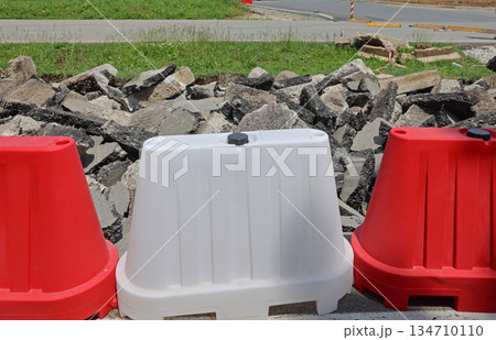 Water Filled Barriers Construction 134710110
