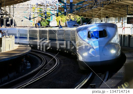 日本の大動脈を駆ける!! 東海道新幹線 N700A ～熱海駅にて 134714714