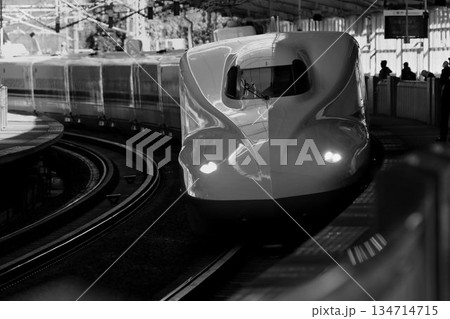 日本の大動脈を駆ける!! 東海道新幹線 N700A ～熱海駅にて 134714715