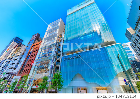 東京 中央区 銀座の都市風景 銀座五丁目交差点付近 東京 中央区 銀座の都市風景 銀座五丁目交差点付近 134715114