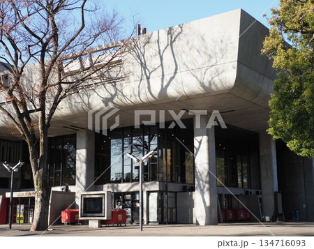 上野公園 東京文化会館 134716093