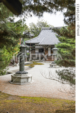 冬の大覚寺(京都) 冬の大覚寺(京都) 134716413