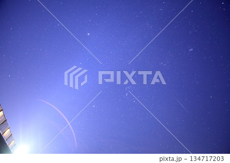 ふたご座流星群の流れ星 ふたご座流星群の流れ星 134717203