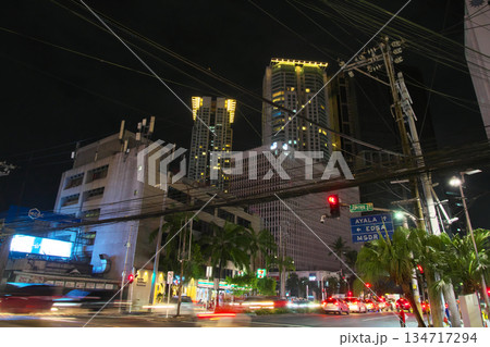 躍動するフィリピン - 賑わうマニラ(マカティ)の夕景 都市景観(2025年5月) 躍動するフィリピン - 賑わうマニラ(マカティ)の夕景 都市景観(2025年5月) 134717294