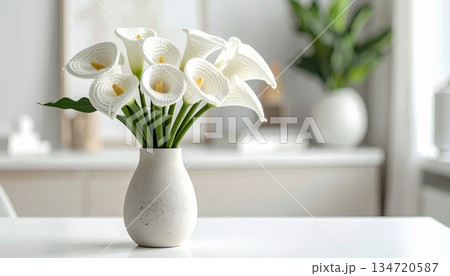 Minimalist Calla Lily Crochet Flower Vase 134720587