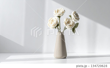 Minimalist White Rose Crochet Flower Vase 134720628