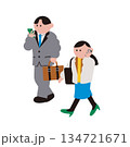 並んで歩くビジネスパーソンのイラスト素材 134721671