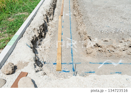 住宅の分譲地の基礎工事,住宅基礎 134723516