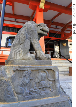 毘沙門天善國寺 石虎 東京都新宿区神楽坂 毘沙門天善國寺 石虎 東京都新宿区神楽坂 134724451