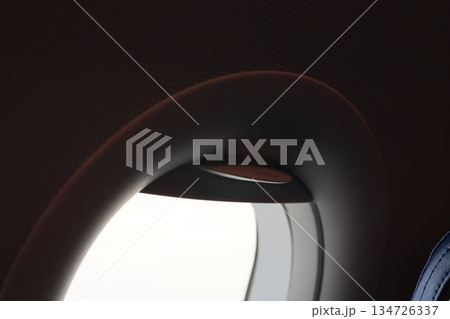 機窓 機窓 134726337