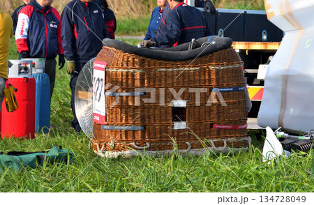 熱気球・バルーン 134728049