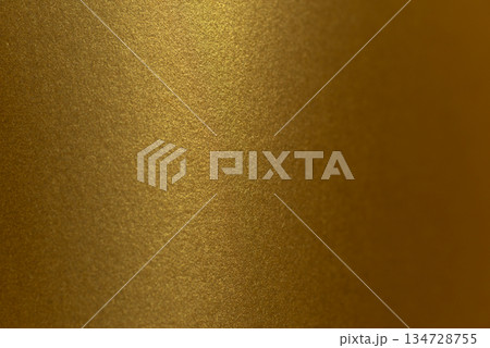 輝く金色の画用紙 輝く金色の画用紙 134728755