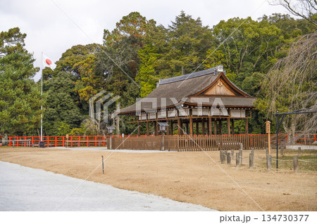 冬の賀茂別雷神社（上賀茂神社）　外幣殿（馬場殿） 134730377
