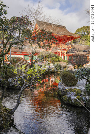 冬の賀茂別雷神社（上賀茂神社）楼門 134730441