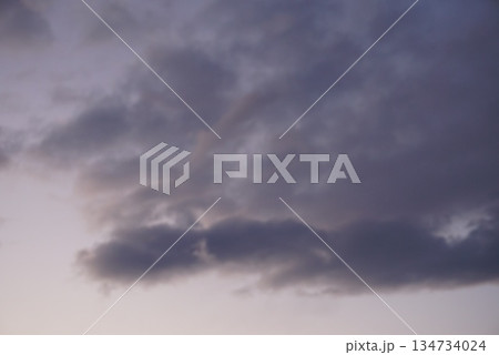 暗い空 134734024