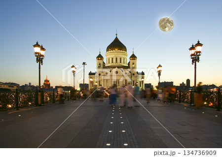 Night view of the Christ the Savior Cathedral with the super moon, Moscow, Russia 134736909