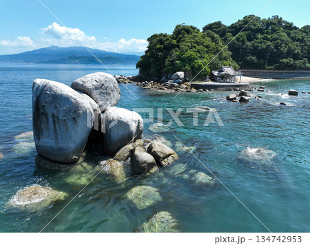 愛媛県松山市　白石ノ鼻の巨石群 134742953