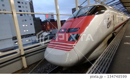 高崎駅停車中のイーストアイ 134748599