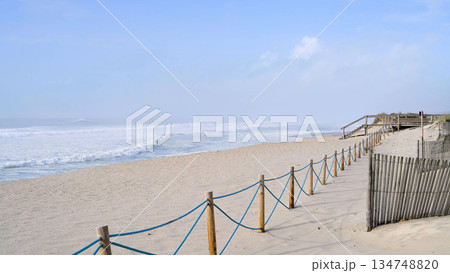 The sea rises to the seafront of Furadouro in Ovar 134748820