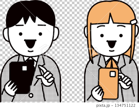 高校生男女 スマホを操作 134751122