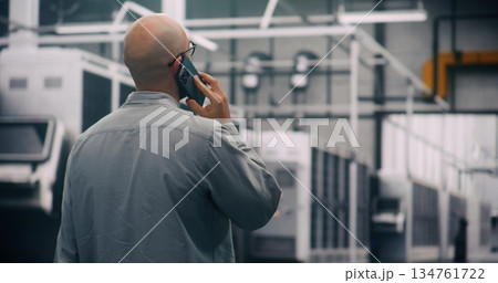 On Site Monitoring, Technician Responding Alerts in Data Center 134761722