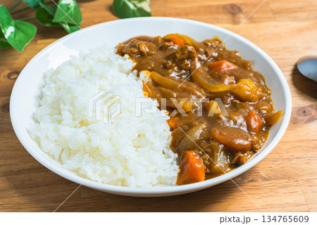 家庭的なカレーライス 134765609