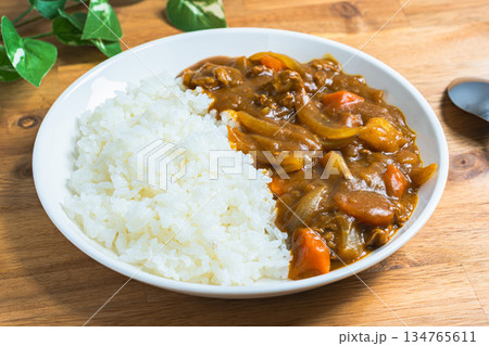 家庭的なカレーライス 134765611