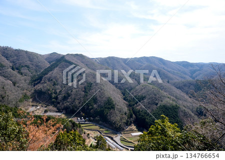 岡山県高梁市_備中松山城中太鼓櫓跡東側道路付近からの風景5_2025年3月 岡山県高梁市_備中松山城中太鼓櫓跡東側道路付近からの風景5_2025年3月 134766654