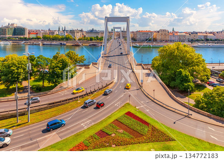 Elisabeth Bridge over the Danube River with historic buildings of Pest city center, sunny day aerial view, Budapest, Hungary 134772183