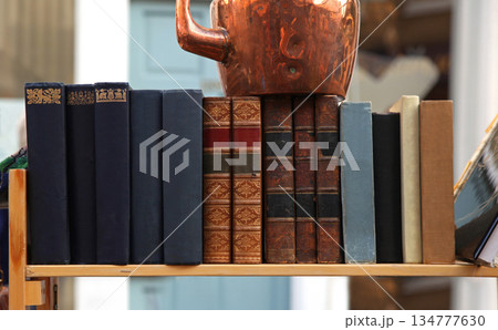 Bookshelf 134777630
