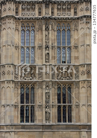 London architecture 134777635