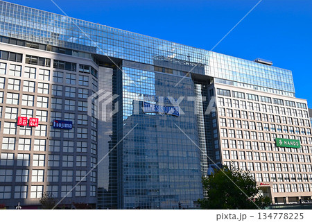 新宿駅高島屋タイムズスクエア 134778225