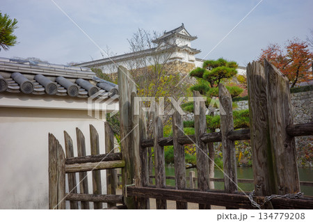 姫路市・姫路城西御屋敷跡庭園・好古園の紅葉 134779208