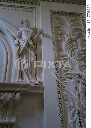 バロックの凍れる音楽「聖ペテロ&パウロ教会」の漆喰彫刻 バロックの凍れる音楽「聖ペテロ&パウロ教会」の漆喰彫刻 134779929