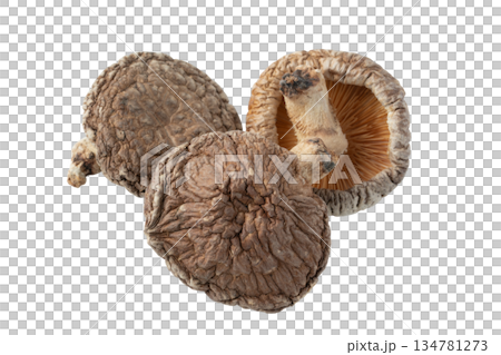 透明背景上的乾香菇（donko）（png） 134781273
