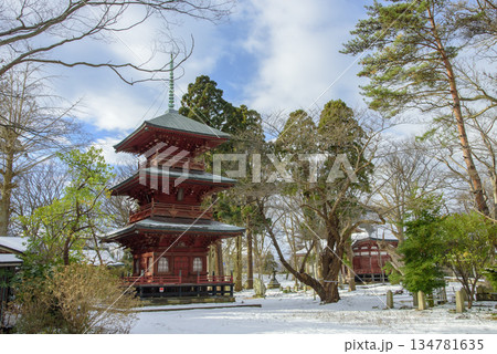雪の朝の秋田市 雪の朝の秋田市 134781635