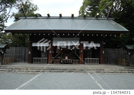 横浜市　伊勢山皇大神宮 134784031