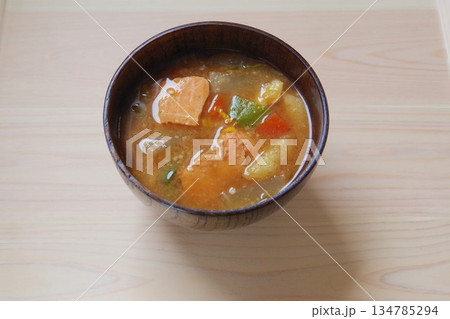 鮭の粕汁 鮭の粕汁 134785294