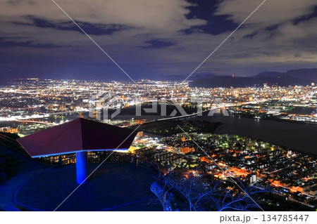 【香川県】屋島から見た高松の夜景 134785447