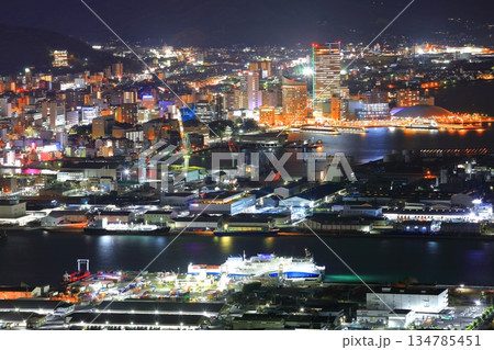 【香川県】屋島から見た高松の夜景 【香川県】屋島から見た高松の夜景 134785451