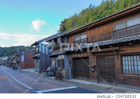 平戸神浦地区のレトロな町並み 平戸神浦地区のレトロな町並み 134788532