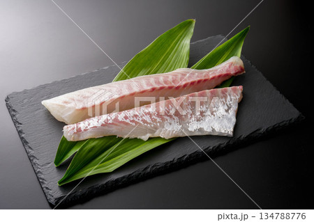 真鯛　刺身用　柵 134788776