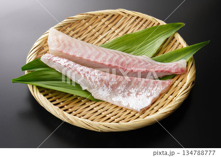 真鯛　刺身用　柵 134788777