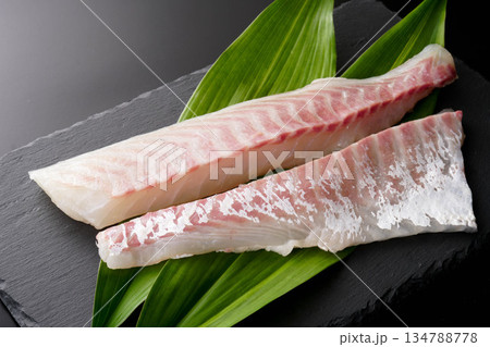 真鯛　刺身用　柵 134788778