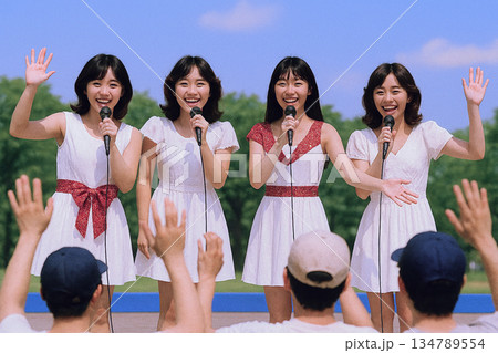 昭和のアイドルグループのイメージ 134789554